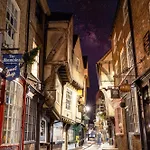 Cosy - Sleeps 4 - Prime Location Apartment