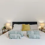 Appartement Cosy - Sleeps 4 - Prime Location