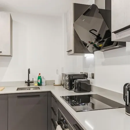 アパート Cosy - Sleeps 4 - Prime Location *