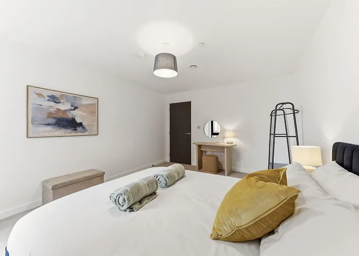 Cosy - Sleeps 4 - Prime Location