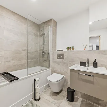 Apartment Cosy - Sleeps 4 - Prime Location